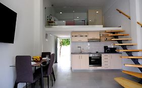 Erinaki Apartments