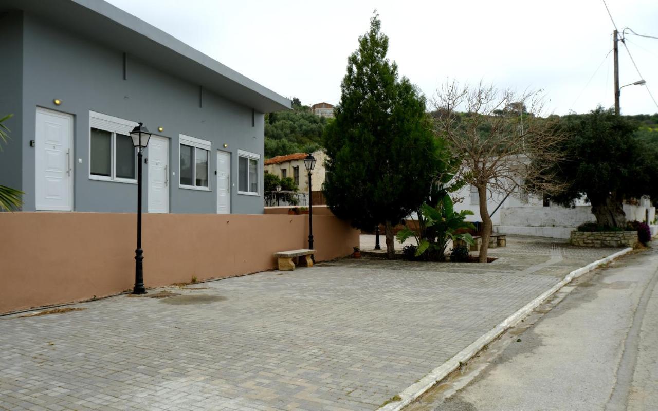 Erinaki Apartments Kíssamos Extérieur photo